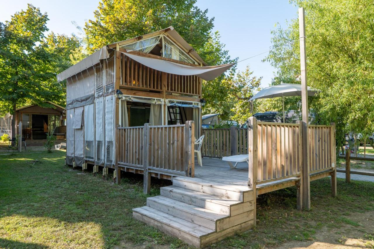 Camping Eden Glamping Dormelletto Eksteriør billede